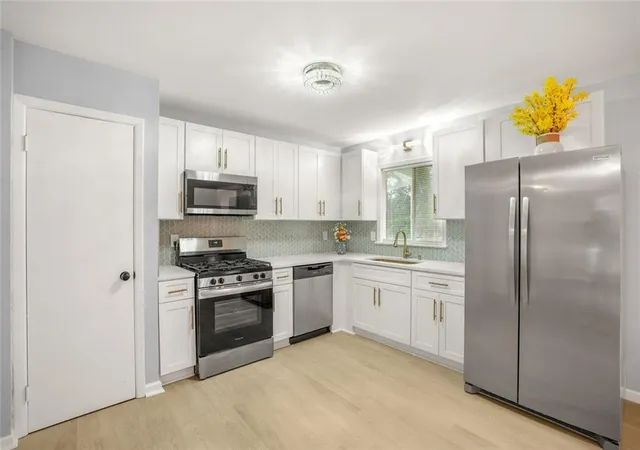 Photo 3 of Single family home for sale at 2153 Greenhill Dr Sw, Marietta, GA 30008 | MLS# 7804828 | Listing updated on 2026-09-19