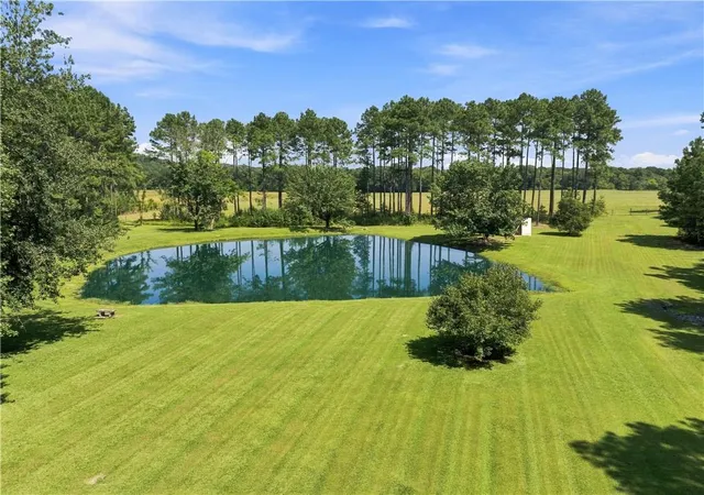 Photo 3 of Sale Pending at 134 Hawkins Rd, Armuchee, GA 30105 | MLS# 7829811 | Listing updated on 2026-09-26