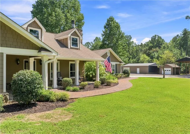 Photo 4 of Sale Pending at 134 Hawkins Rd, Armuchee, GA 30105 | MLS# 7829811 | Listing updated on 2026-09-26
