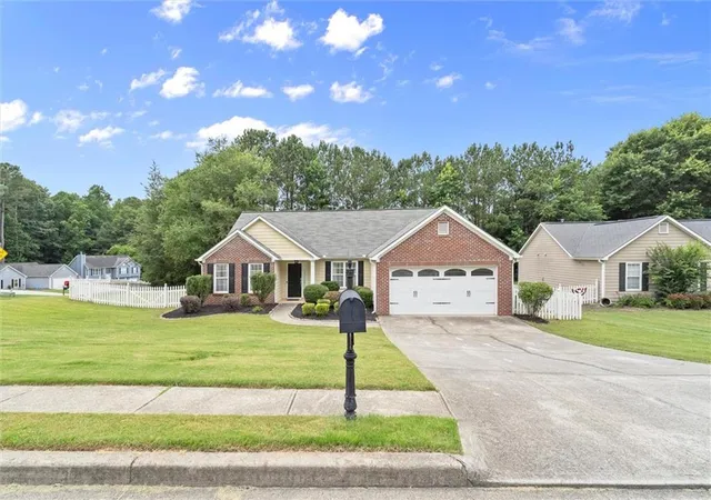 Homes for sale in Sugar Hill, GA | 5622 Riverside Walk Dr, Sugar Hill, GA 30518 | MLS# 7789497