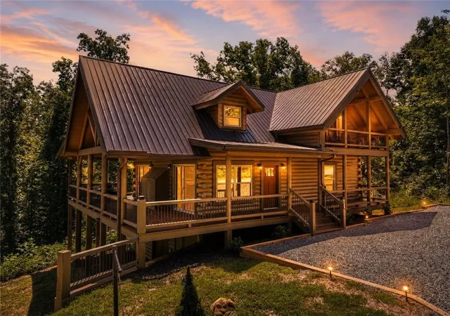 Photo 2 of Single family home for sale at 196 N Jakes Landing Wy N, Ellijay, GA 30540 | MLS# 7828257 | Listing updated on 2026-09-14