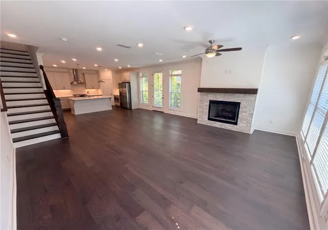 Photo 3 of Townhouse for sale at 415 Olmstead Wy, Alpharetta, GA 30022 | MLS# 7828740 | Listing updated on 2026-09-10