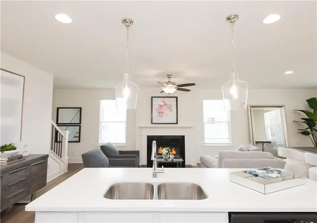 Photo 4 of Townhouse for sale at 283 Barracks Way #881, Hoschton, GA 30548 | MLS# 7780657 | Listing updated on 2026-08-09