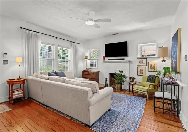 3rd image of 1402 Carter Rd, Decatur, GA 30030 | MLS# 7811892