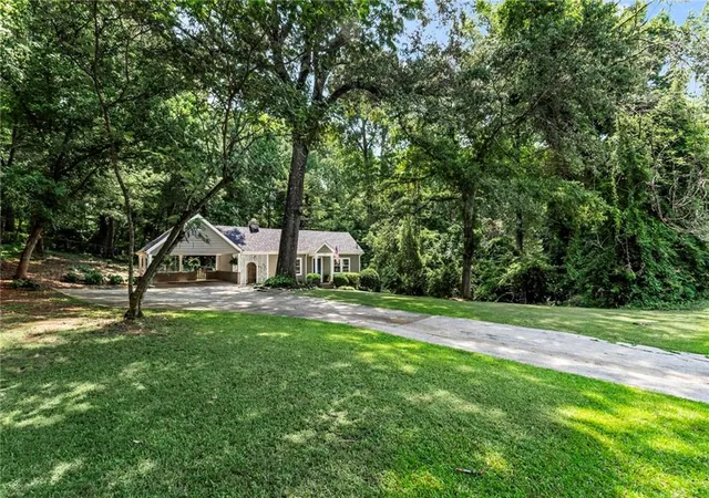 40th image of 1402 Carter Rd, Decatur, GA 30030 | MLS# 7811892