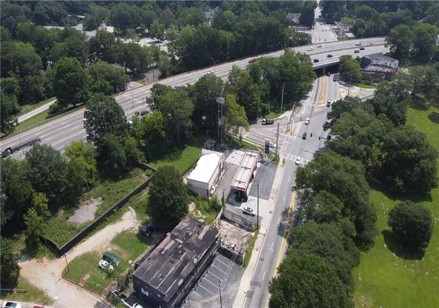 Photo 4 of Land for sale at 1823 M L King Jr Dr, Atlanta, GA 30310 | MLS# 7792637 | Listing updated on 2026-09-09
