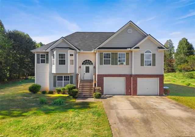 Photo 1 of Single family home for sale at 152 Steven Meadows Trl, Douglasville, GA 30134 | MLS# 7859048 | Listing updated on 2026-10-26