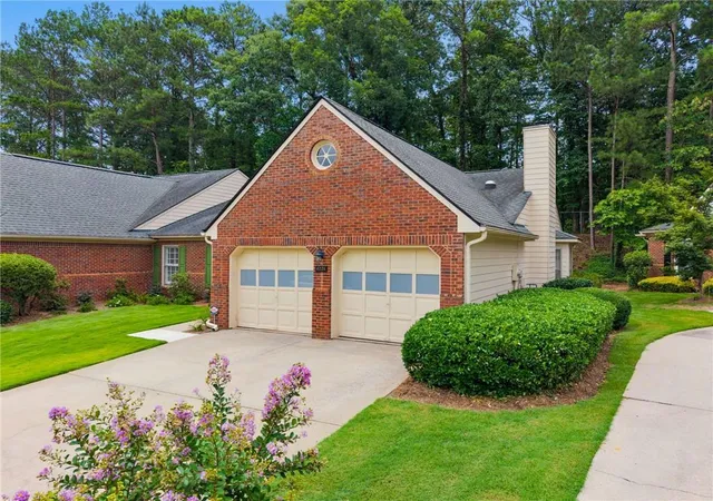 2nd image of 6224 Meadow Run Ct, Peachtree Corners, GA 30092 | MLS# 7820117