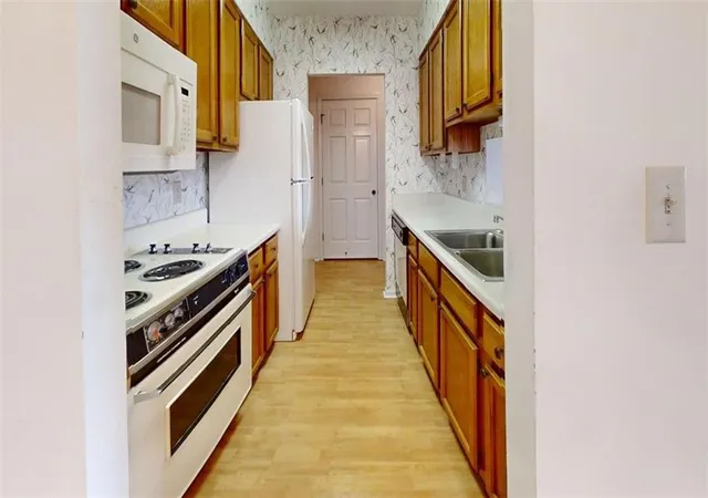 4th image of 300 Johnson Ferry Rd #B607, Sandy Springs, GA 30328 | MLS# 7785579