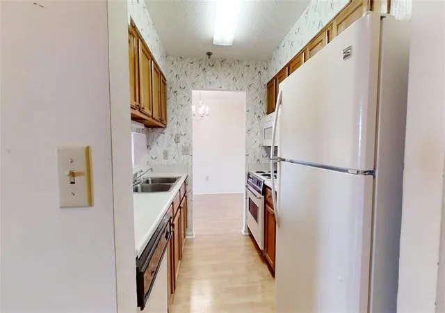 5th image of 300 Johnson Ferry Rd #B607, Sandy Springs, GA 30328 | MLS# 7785579