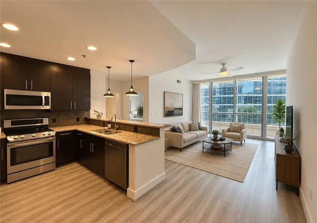 4th image of 1080 Peachtree St Ne #605, Atlanta, GA 30309 | MLS# 7798127