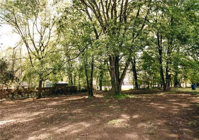 4th image of 19 S Central Ave Se, Lindale, GA 30147 | MLS# 7753554