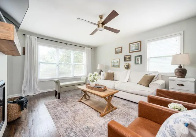Photo 3 of Sale Pending at 491 Hopkins St, Atlanta, GA 30310 | MLS# 7819608 | Listing updated on 2026-08-25