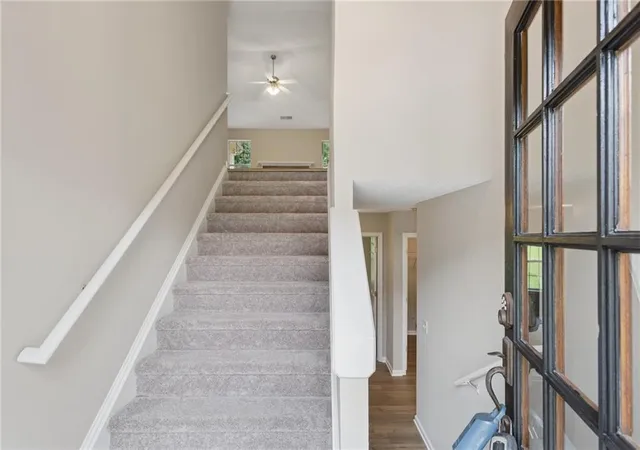 Photo 4 of Sale Pending at 785 Pinewood Dr, Marietta, GA 30064 | MLS# 7814033 | Listing updated on 2026-09-11