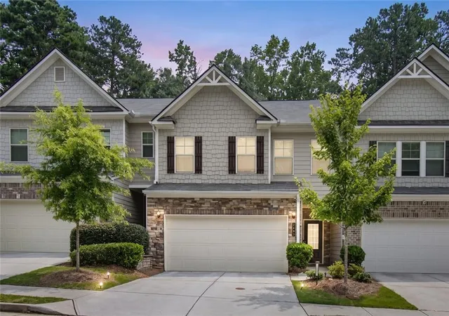 Townhouse for sale at 2463 Shetley Crk Dr, Norcross, GA 30071 | MLS# 7802200