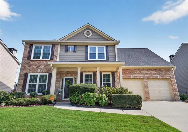 Photo 1 of Sale Pending at 1941 Ashwood Grv Dr, Snellville, GA 30078 | MLS# 7795963 | Listing updated on 2026-09-17