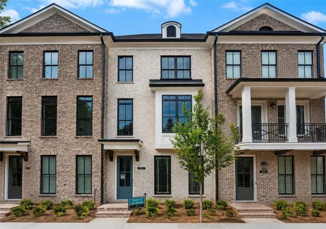 3rd image of 225 Midnight Oak Run #7, Alpharetta, GA 30009 | MLS# 7758749