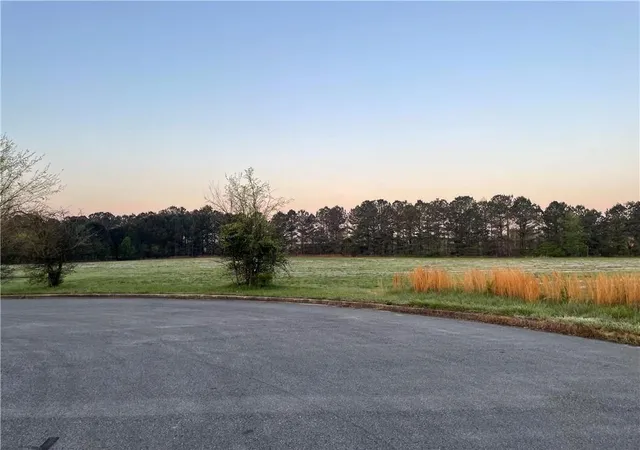 3rd image of 52 Curtis Ct Sw, Cartersville, GA 30120 | MLS# 7534544