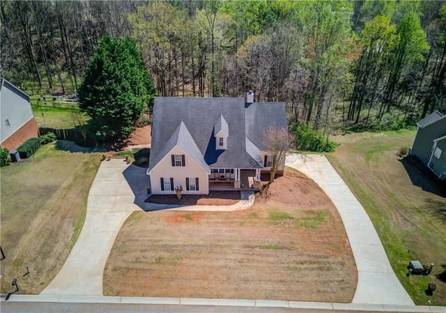 3rd image of 231 Station Dr, Pendergrass, GA 30567 | MLS# 7742065