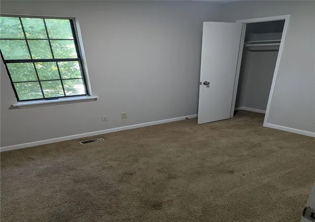 13th image of 945 Hemingway Rd, Stone Mountain, GA 30088 | MLS# 7825305