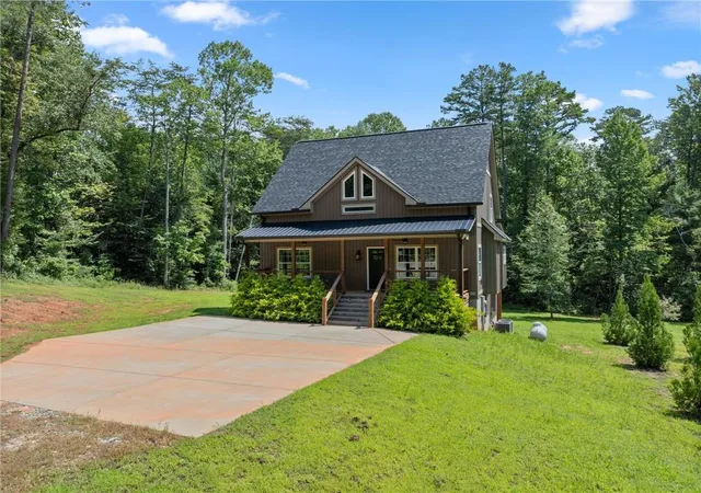 Photo 4 of Single family home for sale at 85 Deer Valley Est Rd, Sautee Nacoochee, GA 30571 | MLS# 7821850 | Listing updated on 2026-08-29