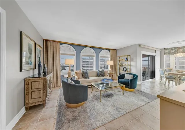Condo for sale at 3435 Kingsboro Rd NE #1301, Atlanta, GA 30326 | MLS# 7859177