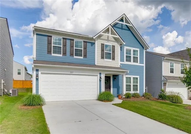 Photo 2 of Single family home for sale at 227 Traminer Way, Braselton, GA 30517 | MLS# 7823071 | Listing updated on 2026-08-30
