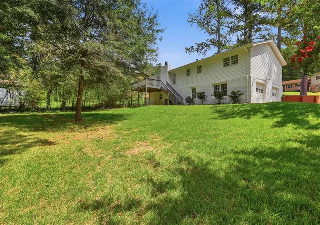 Photo 4 of Single family home for sale at 3300 S Whisper Dr, Douglasville, GA 30135 | MLS# 7823522 | Listing updated on 2026-09-08