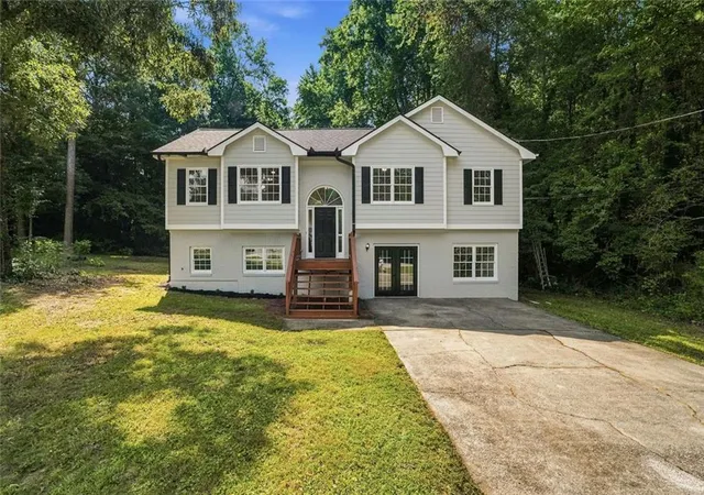 Homes for sale in Carrollton, GA | 60 Shady Ct, Carrollton, GA 30116 | MLS# 7799648