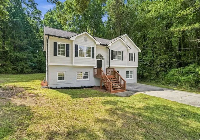 Homes for sale in Carrollton, GA | 60 Shady Ct, Carrollton, GA 30116 | MLS# 7799648