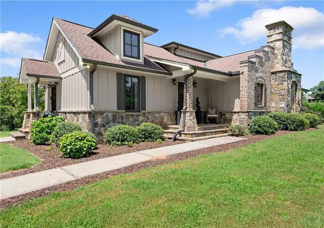 1st image of 4135 Leach Rd, Gainesville, GA 30506 | MLS# 7824964