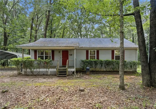 Homes for sale in Cumming, GA | 6405 Riley Rd, Cumming, GA 30028 | MLS# 7798145
