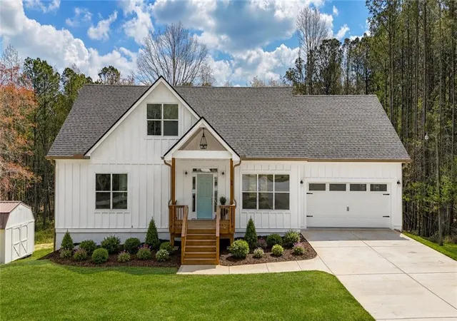 Single family home for sale at 88 Carolyn Path, Rockmart, GA 30153 | MLS# 7859602
