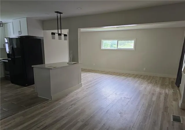 Photo 3 of Sale Pending at 2554 Gordon Cir, Smyrna, GA 30080 | MLS# 7781849 | Listing updated on 2026-09-18