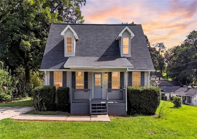 2nd image of 737 Carlton St Se, Gainesville, GA 30501 | MLS# 7821550