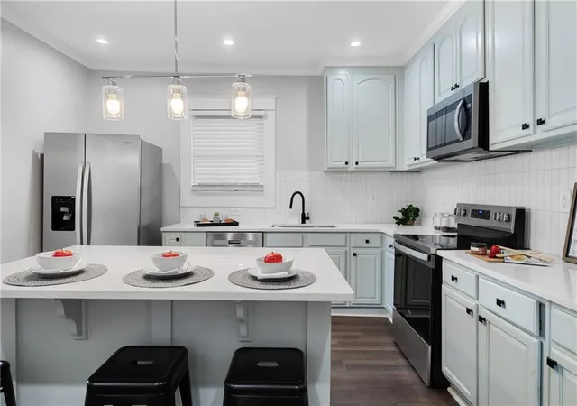 Photo 3 of Single family home for sale at 1091 Regent St SW, Atlanta, GA 30310 | MLS# 7792865 | Listing updated on 2026-10-02