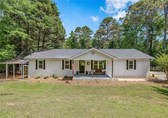 Homes for sale in Gainesville, GA | 3404 Springdale Forrest Ave, Gainesville, GA 30506 | MLS# 7775260