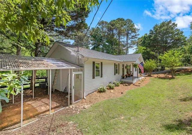 Homes for sale in Gainesville, GA | 3404 Springdale Forrest Ave, Gainesville, GA 30506 | MLS# 7775260