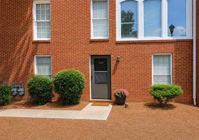 Photo 2 of Single family home for sale at 1166 Booth Rd, Marietta, GA 30008 | MLS# 7809373 | Listing updated on 2026-09-09