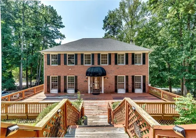 Photo 2 of Single family home for sale at 6963 Whispering Oaks Ct, Stone Mountain, GA 30087 | MLS# 7814575 | Listing updated on 2026-09-15