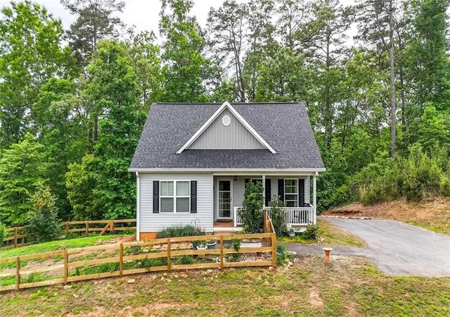 Homes for sale in Dahlonega, GA | 355 Estate Dr, Dahlonega, GA 30533 | MLS# 7771065