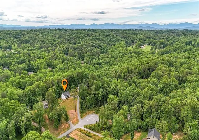 Homes for sale in Dahlonega, GA | 355 Estate Dr, Dahlonega, GA 30533 | MLS# 7771065