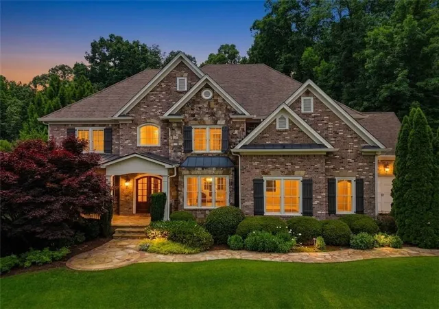image of 2885 Manor Bridge Dr, Alpharetta, GA 30004 | MLS# 7788945