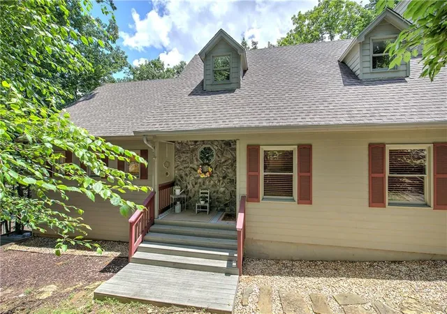 Photo 2 of Single family home for sale at 376 Alpine Dr, Jasper, GA 30143 | MLS# 7803871 | Listing updated on 2026-09-09