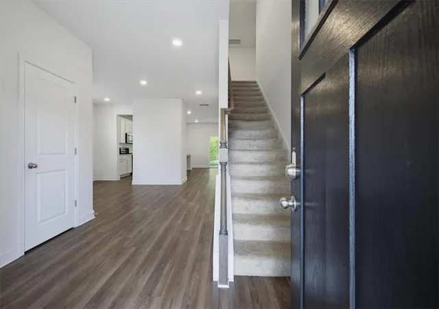 Photo 4 of Single family home for sale at 131 Dew Drop Point, Dallas, GA 30157 | MLS# 7796685 | Listing updated on 2026-09-17