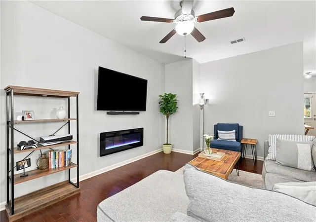 Photo 4 of Sale Pending at 4014 Cyrus Crst Cir NW, Kennesaw, GA 30152 | MLS# 7821453 | Listing updated on 2026-09-13