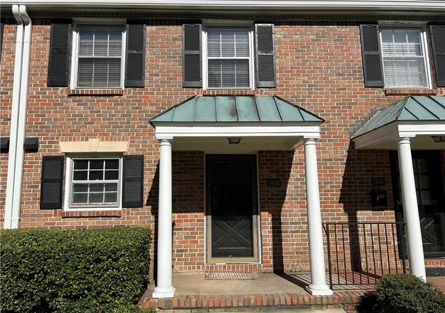 Photo 1 of Townhouse for sale at 6700 Roswell Rd #16D, Sandy Springs, GA 30328 | MLS# 7861223 | Listing updated on 2026-10-29