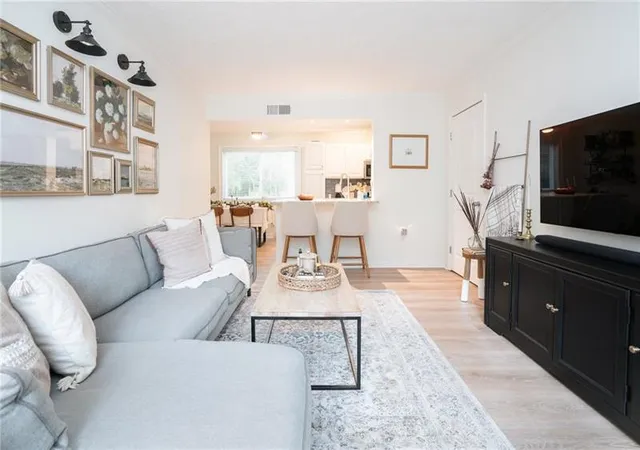 Photo 2 of Condo for sale at 100 Biscayne Dr Nw #D1, Atlanta, GA 30309 | MLS# 7722365 | Listing updated on 2026-02-21