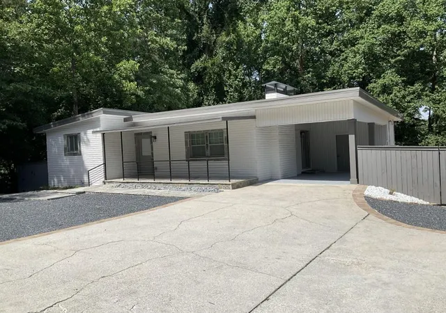 Photo 3 of Single family home for sale at 3603 Hamilton Ml Rd, Buford, GA 30519 | MLS# 7793222 | Listing updated on 2026-08-28