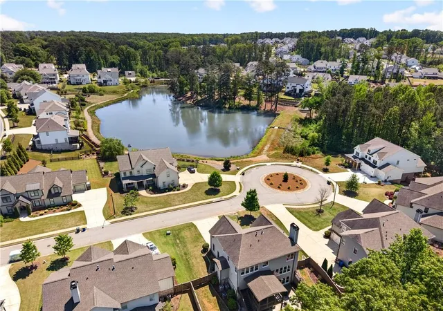 2nd image of 410 Ellis Meadow Ct Sw, Marietta, GA 30064 | MLS# 7754448
